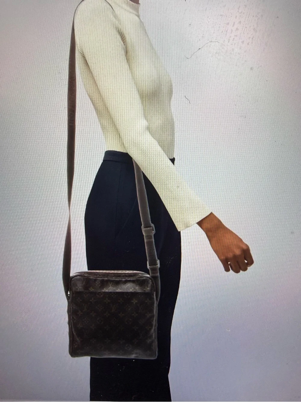 Authentic Louis Vuitton Monogram Marceau GM Messenger